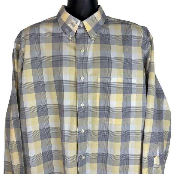 Jos A Bank Traveler's Collection Button Up Shirt Men's XL Long Sleeve Gray Plaid - Picture 8 of 16